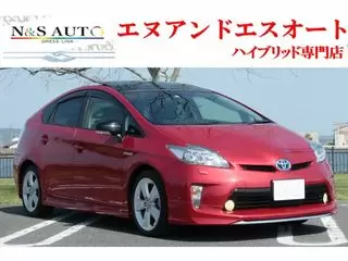 トヨタプリウス寒冷地仕様　フルエアロ　サンルーフ　ハーフレザーシート　８型ナビ　Ｂカメラ　ＥＴＣ　Ｂｌｕｅｔｏｏｔｈ　クルーズコントロール　ＬＥＤヘッドライト　ＬＥＤフォグ　スマートキー　内装クリーニング済の画像