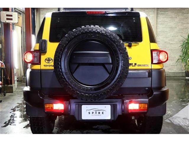 トヨタ FJクルーザー 4.0カラーパッケージ 4WD | カープレミア