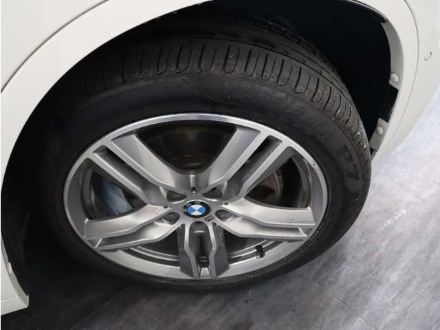 BMW X1 xドライブ18d Mスポーツ 4WD | カープレミア