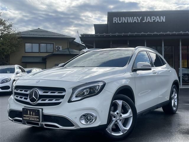 メルセデス・ベンツ GLAクラス GLA220 4マチック 4WD | カープレミア