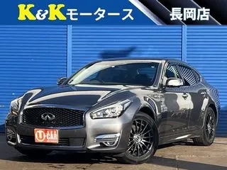 ニッサンフーガハイブリッド後期　レーダークルコン　オットマンの画像