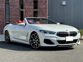 BMW8シリーズカブリオレ法人ワンオーナー　雨天未使用の画像