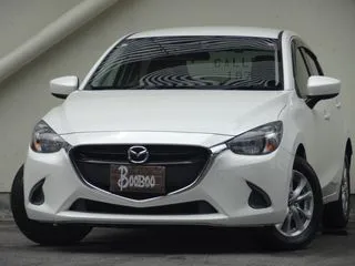 マツダデミオPスタート　Bカメラ　MAZDAコネクトの画像