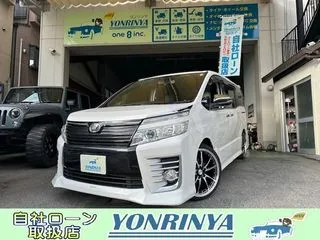 トヨタヴォクシー社外AWテール車高調TRDエアロ後部モニターの画像