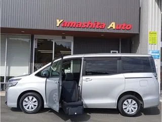 トヨタノア車検 2年付の画像