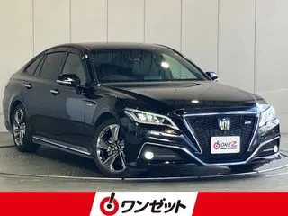 トヨタクラウンパノラミックビューモニター　黒本革シートの画像