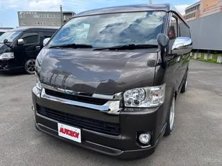 トヨタハイエースバンの画像