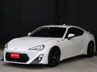 トヨタ86TRDエアロ　TRDマフラー　ウエッツ18アルミの画像