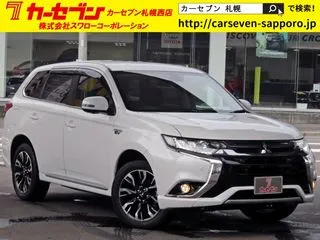 ミツビシアウトランダーPHEV1500W給電　衝突軽減　ナビTV　全周囲Cの画像