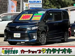 トヨタヴォクシー両側パワスラ　バックカメラ シートカバーの画像