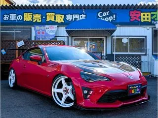 トヨタ86TRDエアロ エアサス ウイング マフラーの画像