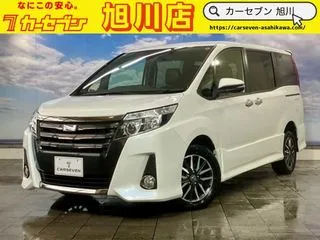 トヨタノア寒冷地仕様ユーザー買取スタッドレス付の画像