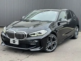 BMW1シリーズ黒革シート　1オーナー車　純正ナビTVの画像