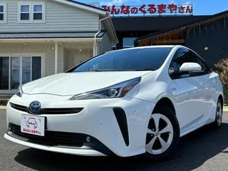 トヨタプリウスナビ BT接続 前後Cセンサ 禁煙車 1年保証の画像