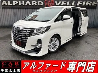 トヨタアルファードモデリスタ　MOP大型ナビ大型後席モニタの画像