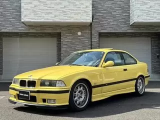 BMWM3ダカールイエロー　アーキュレーマフラーの画像