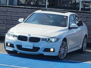 BMW3シリーズサンルーフ/赤革/純正ナビTV/Bカメラの画像