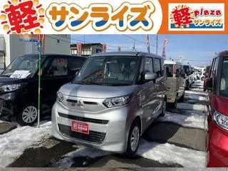 ミツビシeKスペース届出済未使用車 4WD　両側スライドドアの画像