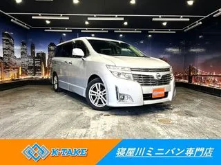 ニッサンエルグランド禁煙車　黒半革　4WD　純正ナビ　両側電動の画像