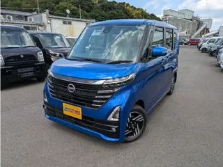 ニッサンルークス届出済未使用車　禁煙車の画像