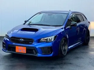 スバルレヴォーグWRXフロントバンパー　車高調天井モニターの画像