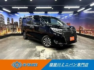 トヨタエスクァイア禁煙車 後期型 ワンオーナー 4WD 黒半革の画像