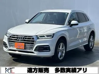 アウディQ5バーチャルコックピット　全方位カメラの画像
