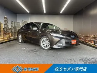 トヨタカムリ禁煙車　黒本革　純正SDナビ　衝突軽減の画像