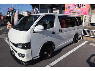 トヨタハイエースバン外フルエアロ ベットキット オバフェンの画像