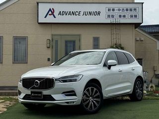 ボルボXC60ワンオーナー　サンルーフ　白革　禁煙車の画像