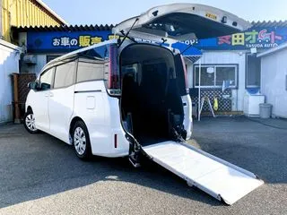 トヨタノア車いす固定装置 電動スロープ 両側Pスラの画像