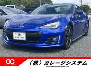 スバルBRZBRZロゴ入革コンビシート リアスポイラーの画像