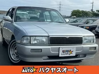 ニッサンクルー5MT　走行74000キロ　車高調　タワーバーの画像