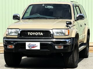 トヨタハイラックスサーフ/全塗装/TOYOTAグリルの画像