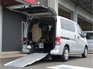 ニッサンNV200バネットバン車検 2年付　リアクーラー　社外ナビの画像