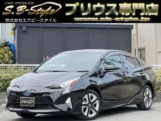 トヨタプリウス4WD/PBD/9ナビ/BSM/HUD/Bカメ/ヒョウ害車輌の画像