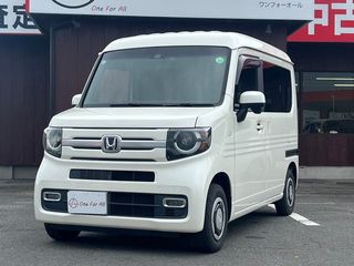 ホンダN-VANの画像