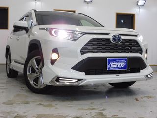 トヨタRAV4オートリアゲートクルコンパワーシートの画像