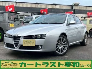 アルファロメオ159の画像