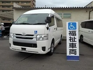 トヨタレジアスワゴン福祉車両　リフトの画像