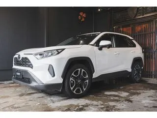 トヨタRAV4ムーンルーフ・トヨタセーフティ・Bカメラの画像