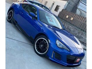 BRZ(スバル)の青のクルマ | カープレミア