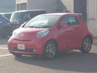 トヨタiQ純正ナビ スマートキー ETC 社外アルミの画像