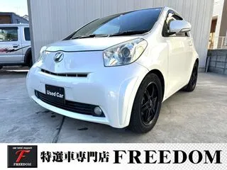 トヨタiQ100台限定車　禁煙車　6速MT　専用パーツの画像