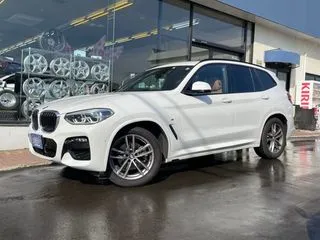 BMWX3茶革 サンルーフ アンビエントL デイライトの画像