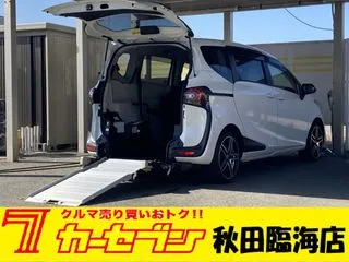 トヨタシエンタ福祉車両　助手席回転シート　スロープの画像