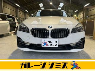 BMW2シリーズアクティブツアラー元レンタカー　黒革　後期モデルの画像