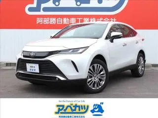 トヨタハリアー登録済未使用車　ナビ　全方位　Bカメラの画像