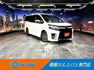 トヨタヴォクシー禁煙車 サンルーフ 両側Pスラ ALPINEナビの画像