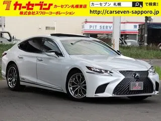 レクサスLS寒冷地　サンルーフ　セーフティ+A　黒革の画像